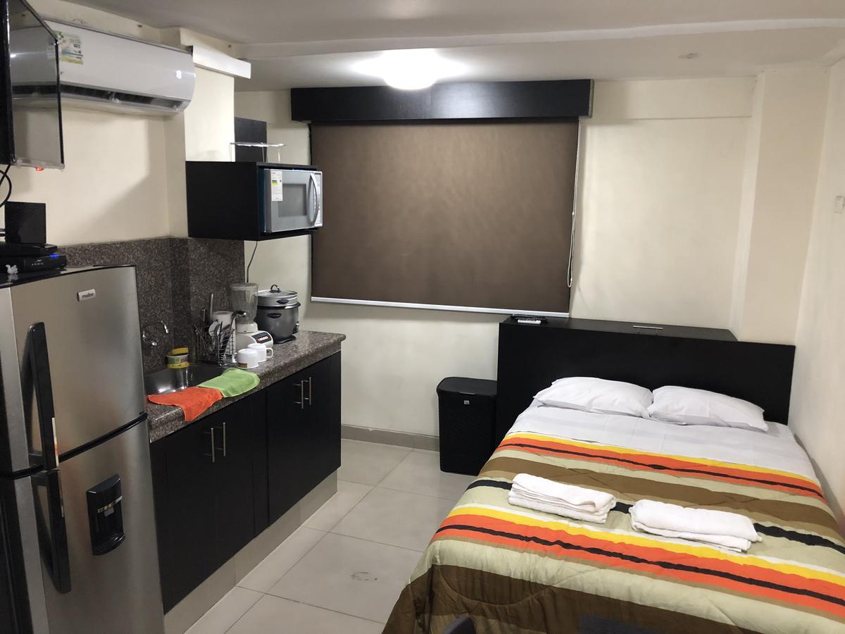 グアヤキルResidencia Terrerosアパートメント エクステリア 写真