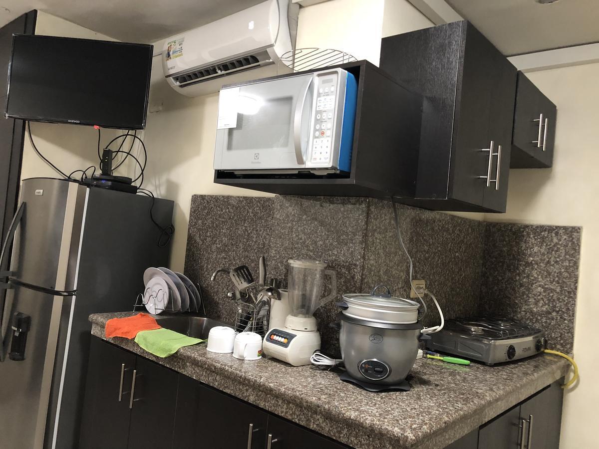 グアヤキルResidencia Terrerosアパートメント エクステリア 写真